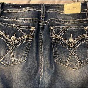 Miss Me curvy crop!  Size 34